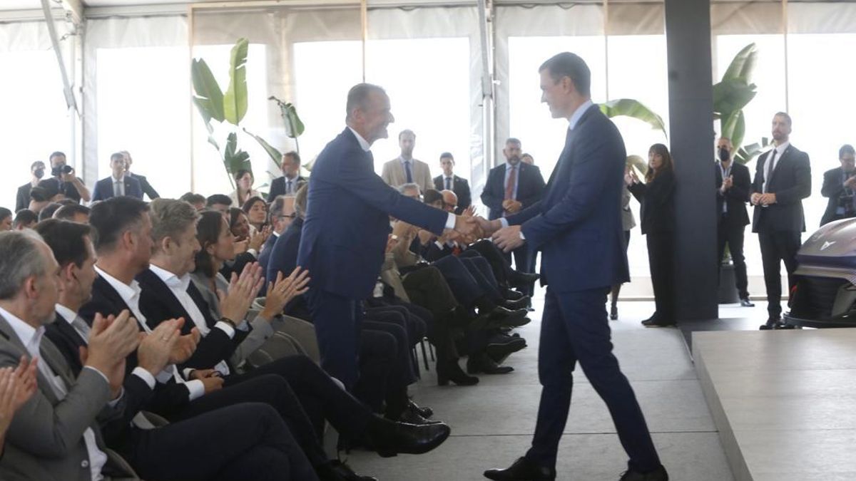 Volkswagen presenta su nueva planta de baterías en Sagunt