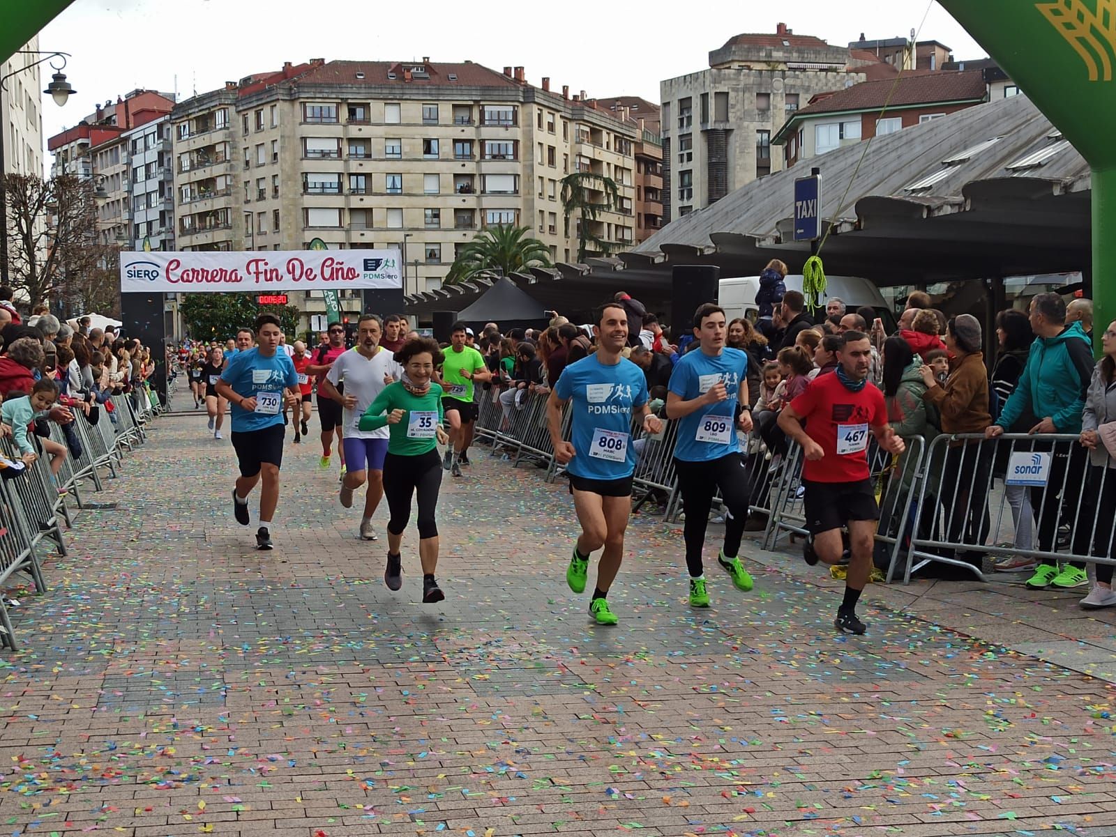 Casi 1.500 participantes disputan la carrera de Fin de Año de Pola de Siero