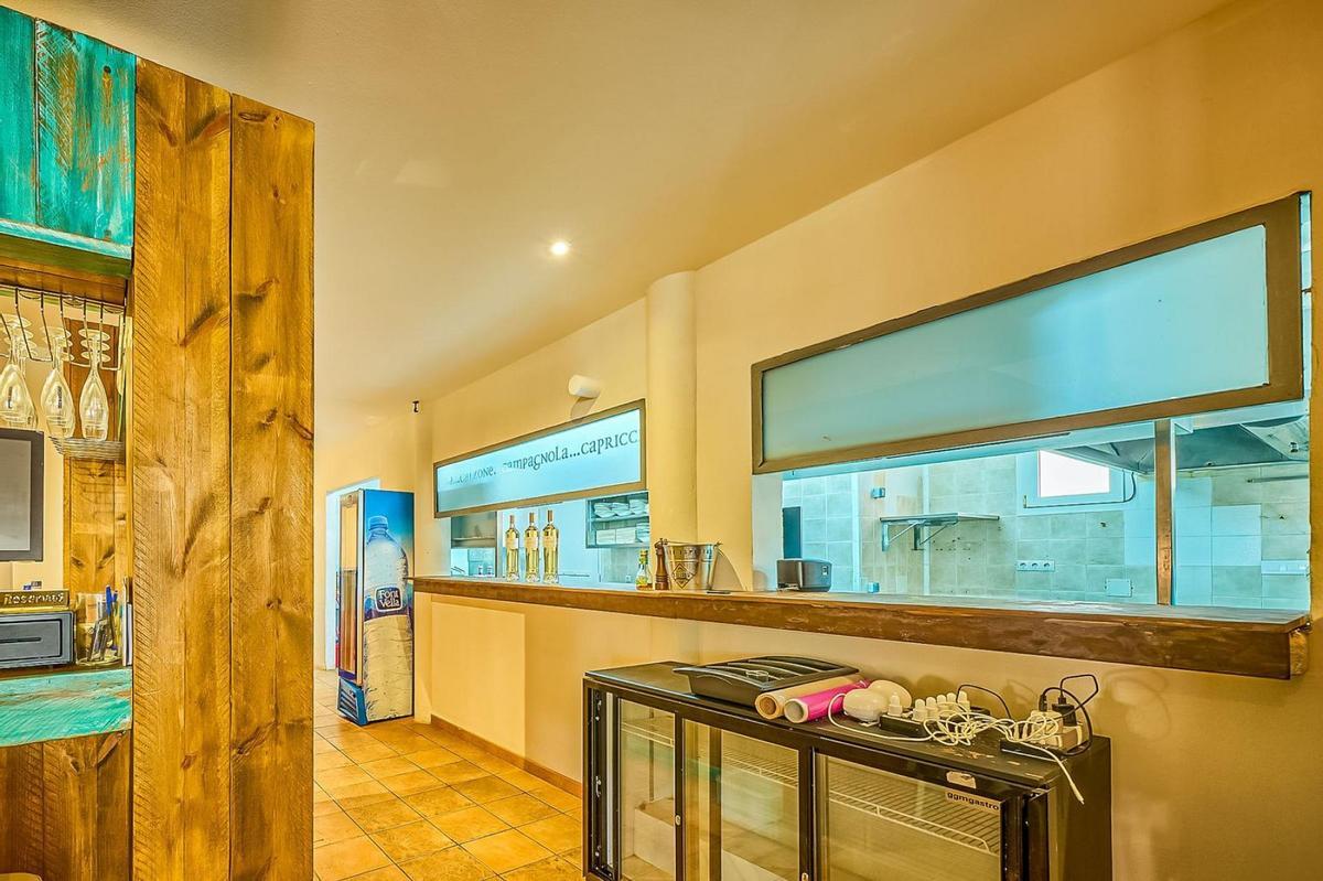 Für 250.000 Euro inseriert: So sieht es aktuell im Sharky's von "Goodbye Deutschland"-Mallorca-Auswanderer Steff Jerkel aus