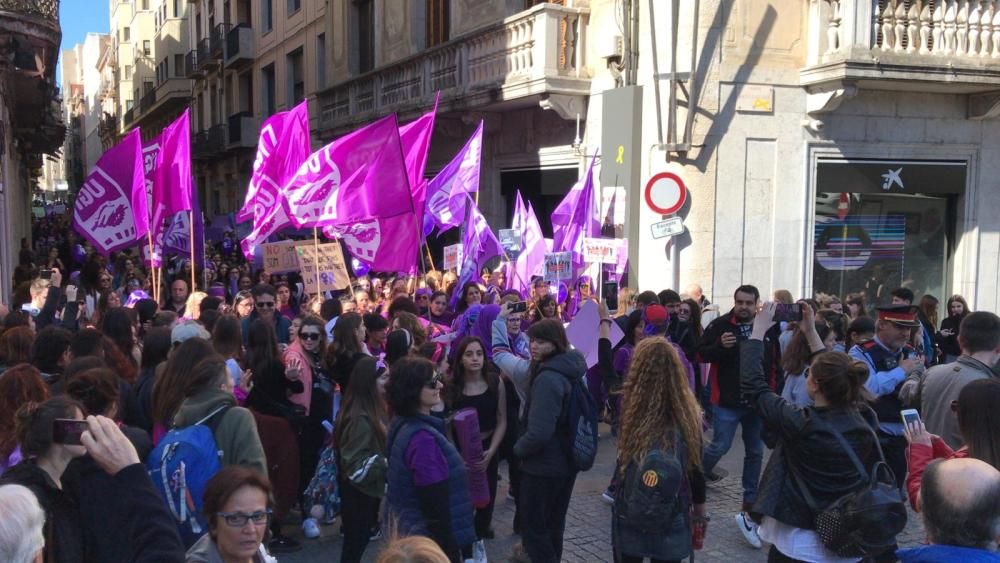 Manifestació estudiantil a Girona de la vaga del vuit de març
