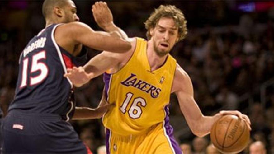 Pau Gasol logra el tercer triple doble de su carrera en la NBA