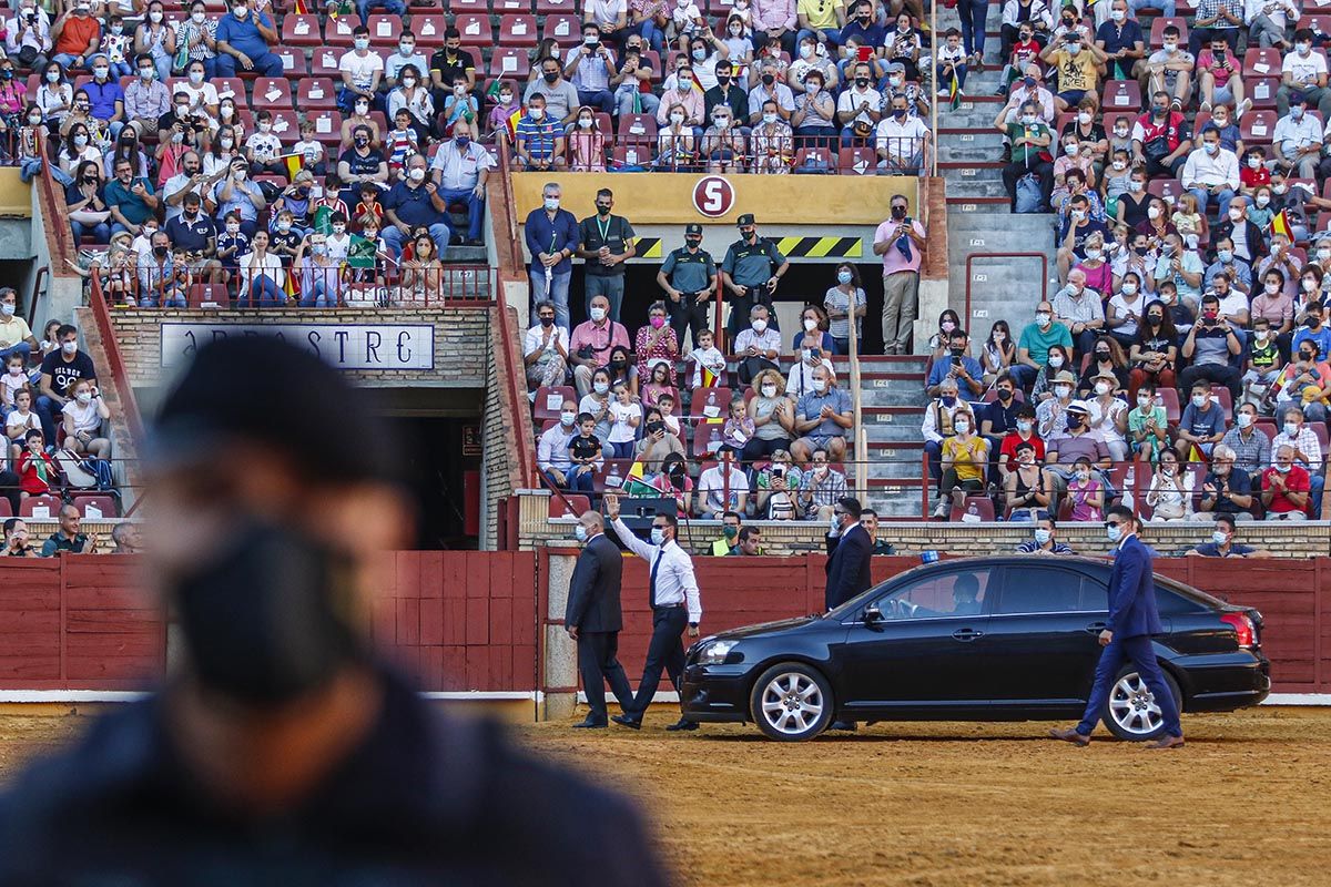 Exhibición de la Guardia Civil en la plaza de toros de Córdoba