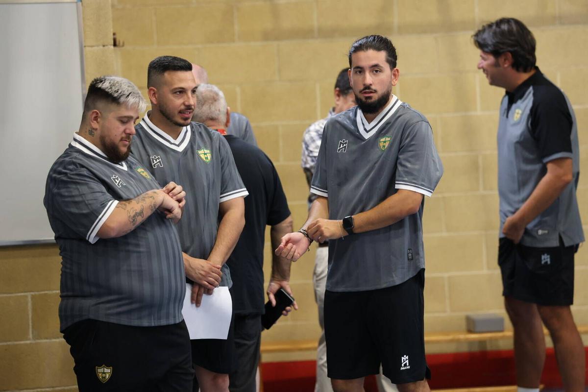 El primer entrenamiento de la pretemporada del Córdoba Futsal, en imágenes El primer entrenamiento de la pretemporada del Córdoba Futsal, en imágenes