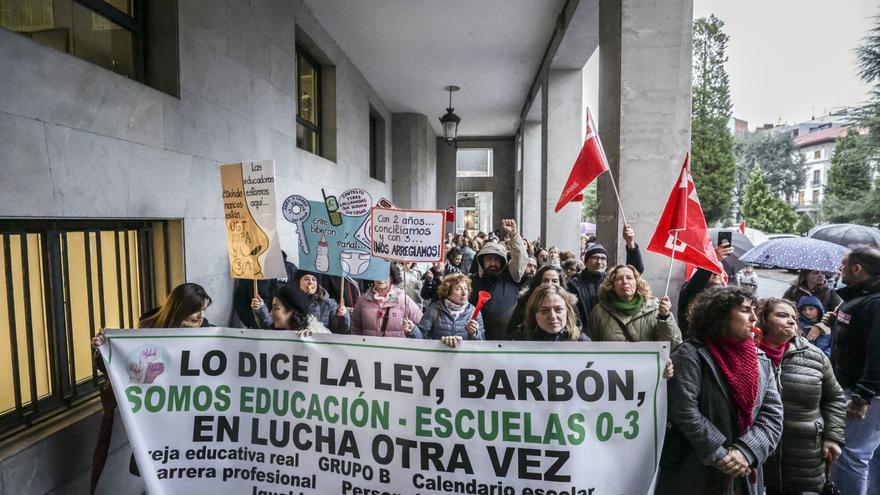 Movilización de las educadoras de "les escuelines"