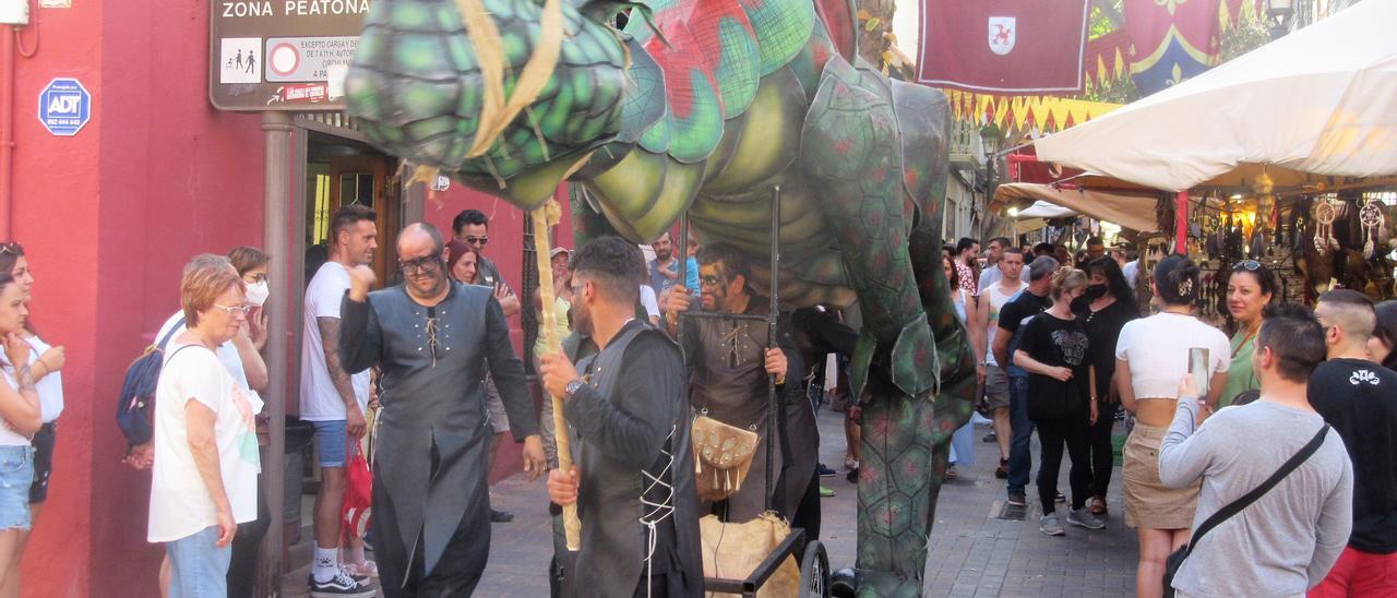 Uno de los espectáculos del mercado medieval.