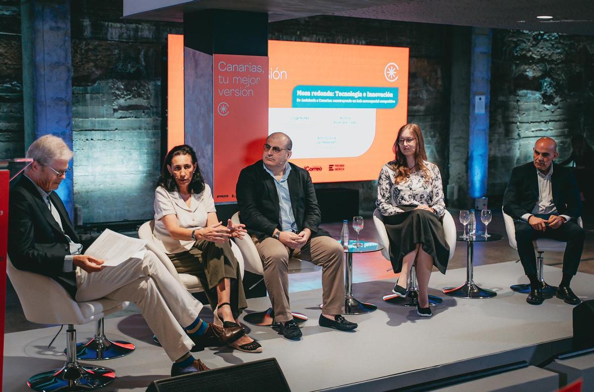 Mesa redonda "Ecosistemas de innovación: talento, empresa y escalabilidad".
