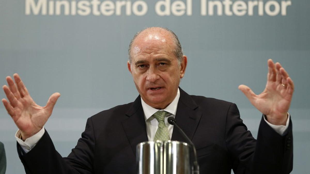 El ministro del Interior, Jorge Fernández Díaz, durante una rueda de prensa
