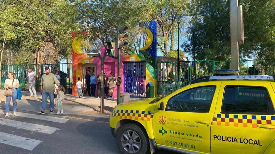 Quejas en la Ciudad de los Niños al no poder acceder al recinto por exceso de aforo