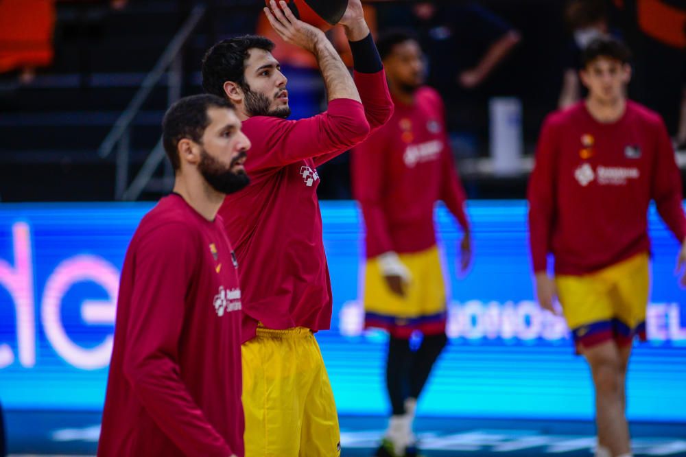 Partido entre el Unicaja y el FC Barcelona en la fase final de la Liga ACB.