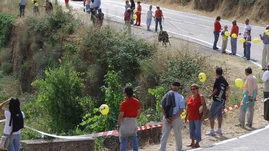 Manifestación para reclamar la autovía. // Jesús Regal