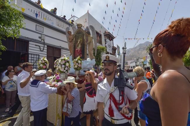 Procesión de las Nieves desde el puerto hasta ...