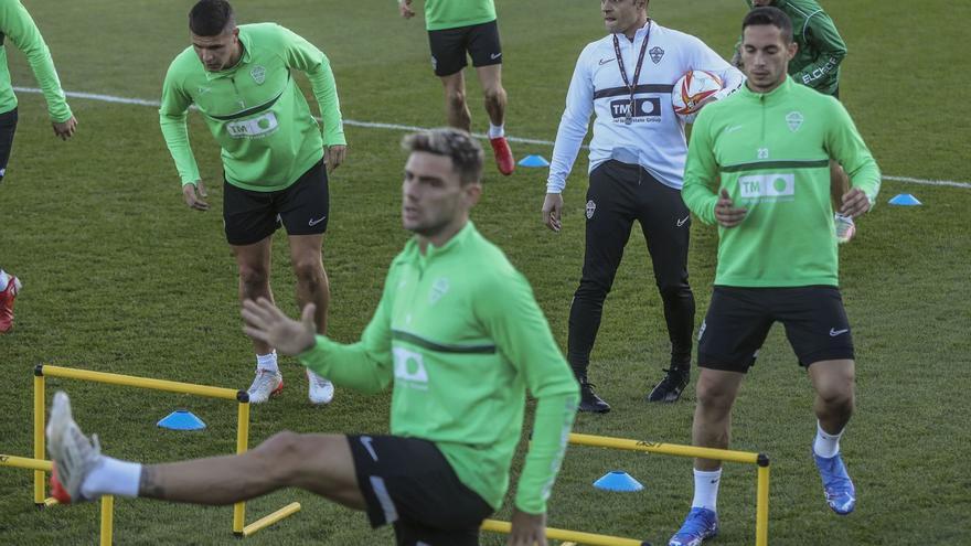 Alivio para Francisco: Boyé, Benedetto, Marcone y Guti dan negativo y están disponibles