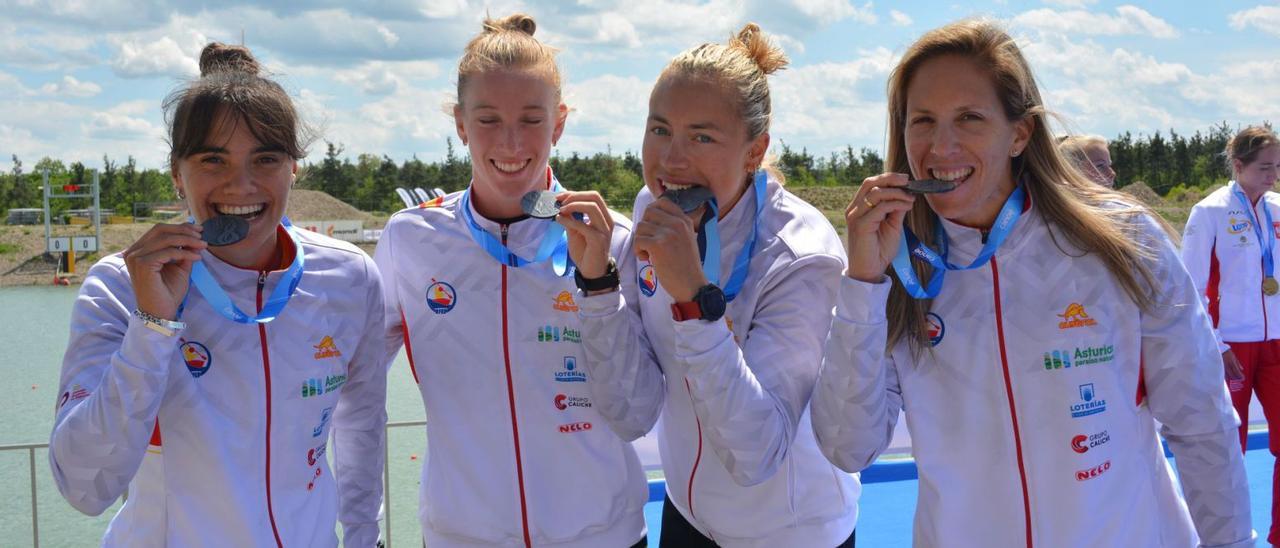 Sara Ouzande, plata con el K-4 español en la Copa del Mundo de Racice | RFEP