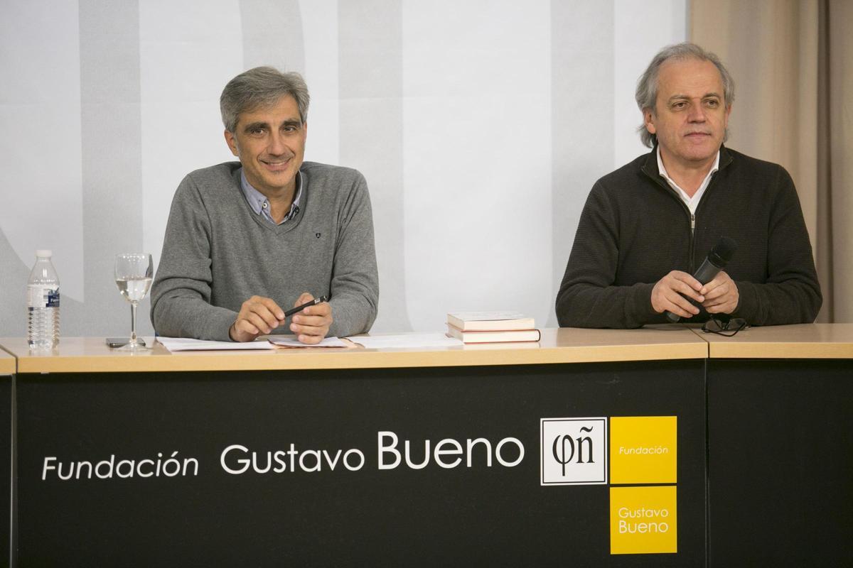 Iván Vélez, a la izquierda, y Gustavo Bueno Sánchez.