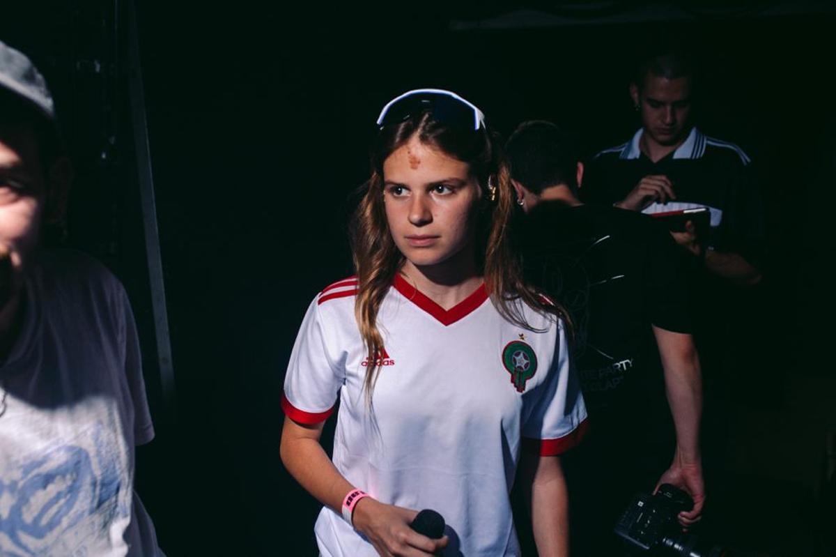 Muskhaa luce una camiseta de Marruecos.