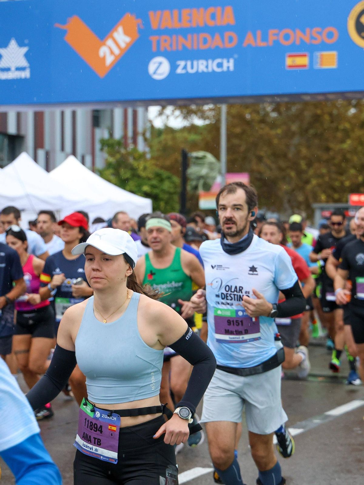Un corredor con la camiseta de Luanvia, en la carrera del pasado mes de octubre.
