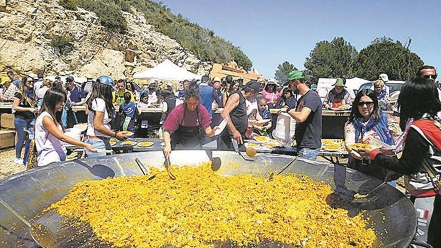 Peñíscola cumple con la costumbre y vive su fiesta grande de la primavera