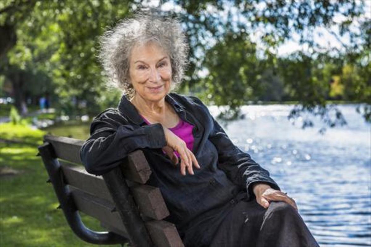La escritora canadiense Margaret Atwood, en una imagen promocional.