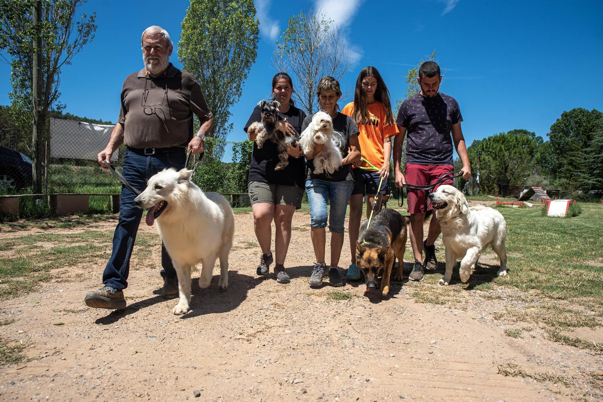 Residències canines:  Tres Pins de Balsareny