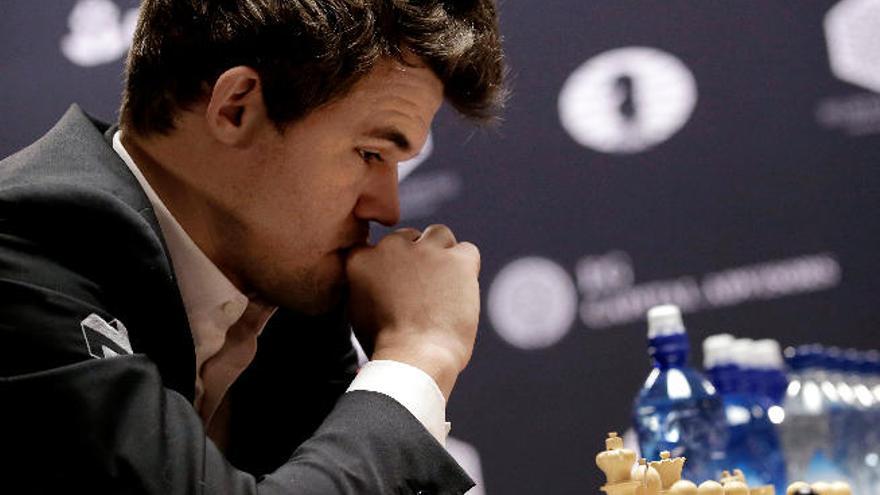 Magnus Carlsen cae derrotado ante el georgiano Pantsulaia