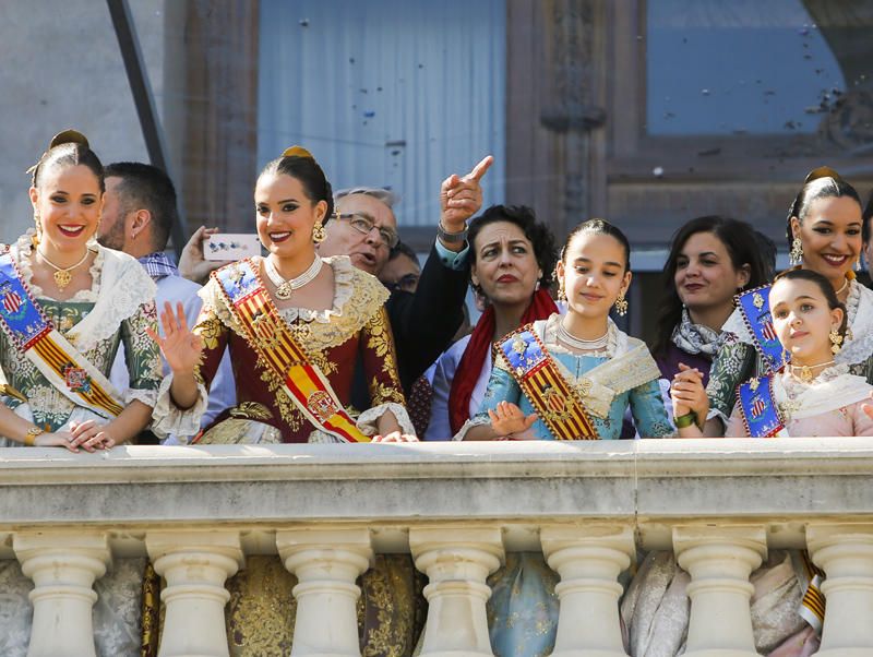 Búscate en la mascletà del 2 de marzo