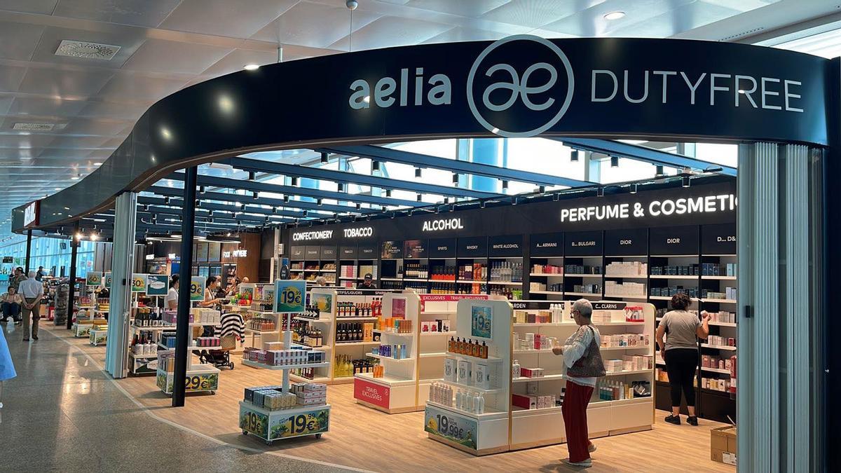 Aelia Dutyfree es la primera tienda libre de impuestos del aeropuerto de Vigo.