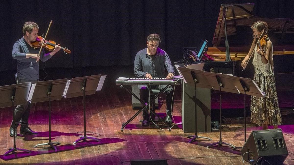 Un momento del espectáculo de Nico Muhly y Stargaze en el Auditori.