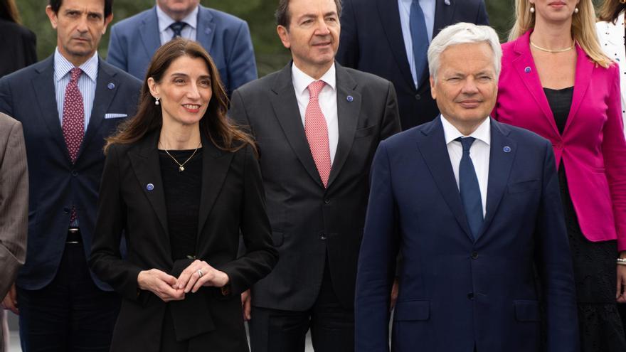 La ministra de Justicia, Pilar Llop, y el comisario europeo de Justicia, Didier Reynders.