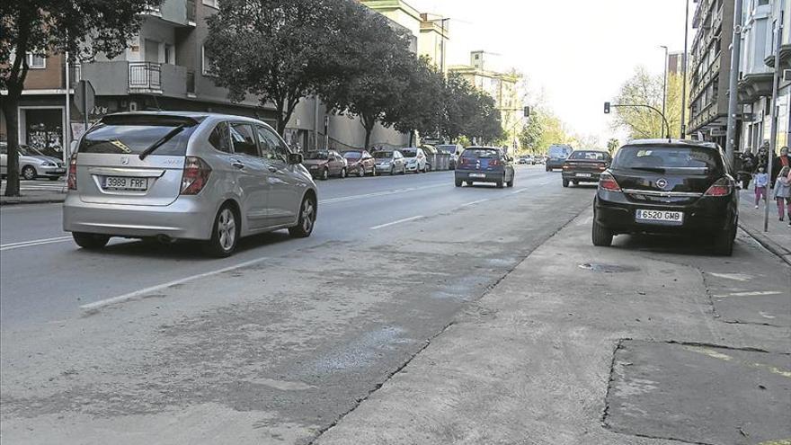 Reabren los carriles de circulación de Antonio Hurtado en Cáceres cortados por obras