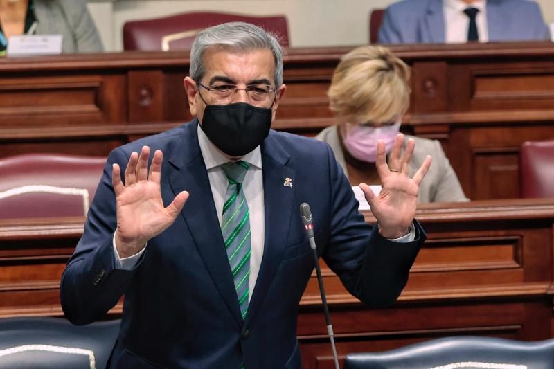 Pleno del Parlamento de Canarias (14/12/21)