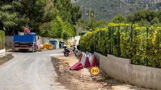 Benidorm asfalta los caminos de la carretera a l'Albir que solicitaron los vecinos