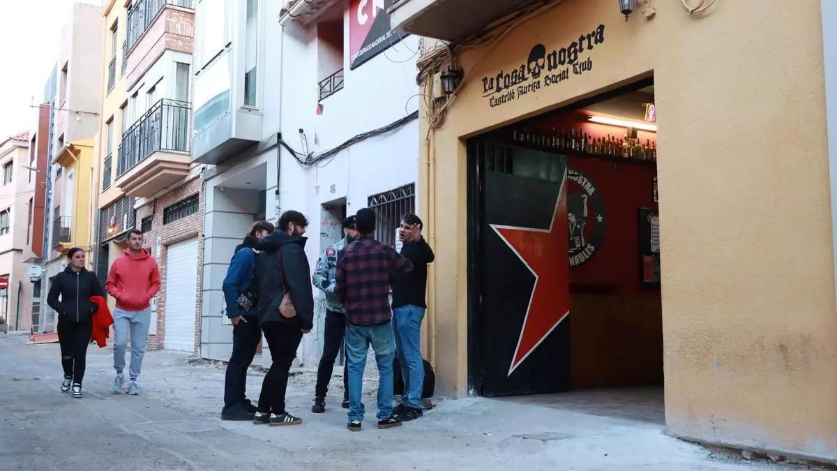 Imagen de las instalaciones de la Cosa Nostra de Castelló, días después de la agresión múltiple de Magdalena.