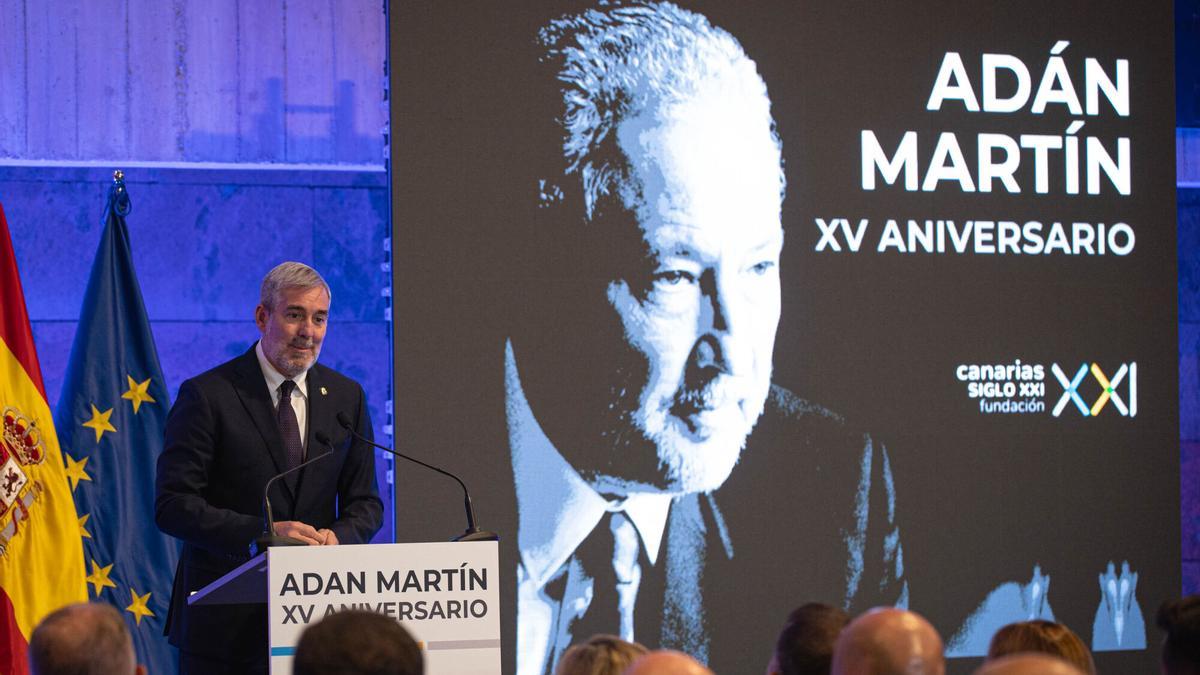 Acto de homenaje al expresidente de Canarias, Adán Martín, cuando se cumplen 15 años de su fallecimiento