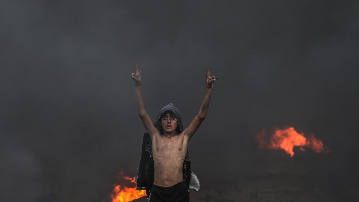 Un niño palestino durante unas protestas en Gaza. Un niño palestino durante unas protestas en Gaza.