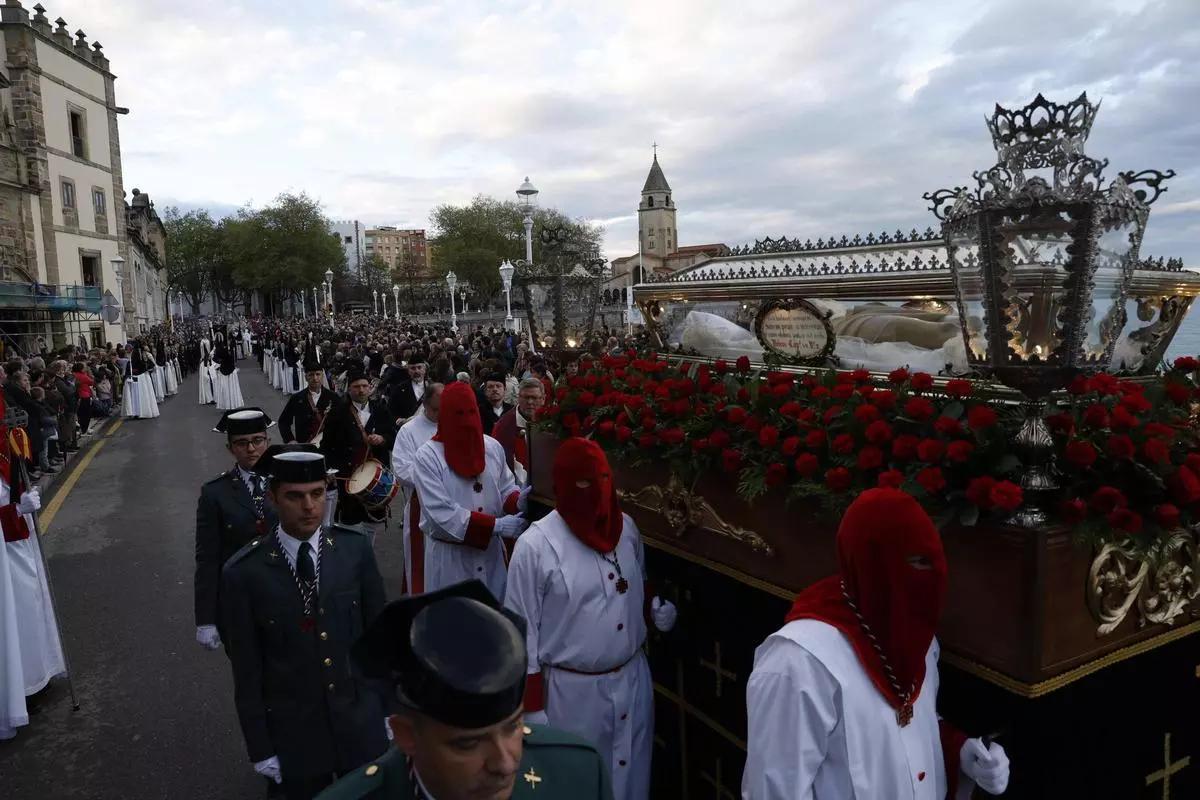 Una procesión de la pasada Semana Santa en Gijón.