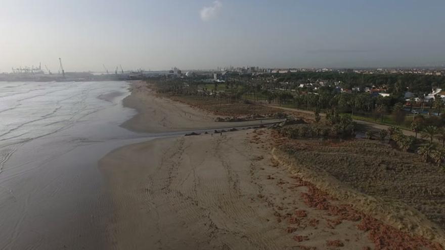 Imagen aérea de la playa del Pinar después de Gloria