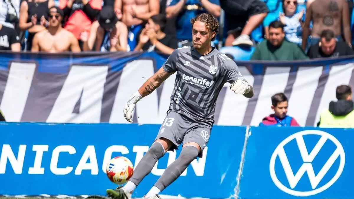 Gabti de Vuyst, en el partido del fin pasado fin de semana entre el Tenerife y el Pontevedra.