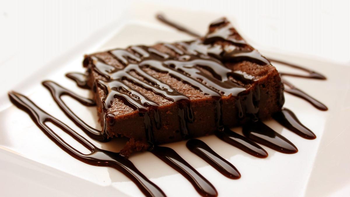 La sencilla receta de brownie que arrasa en Internet y que cualquiera puede hacer