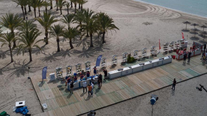 La playa de Levante, durante la grabación del programa de TVE