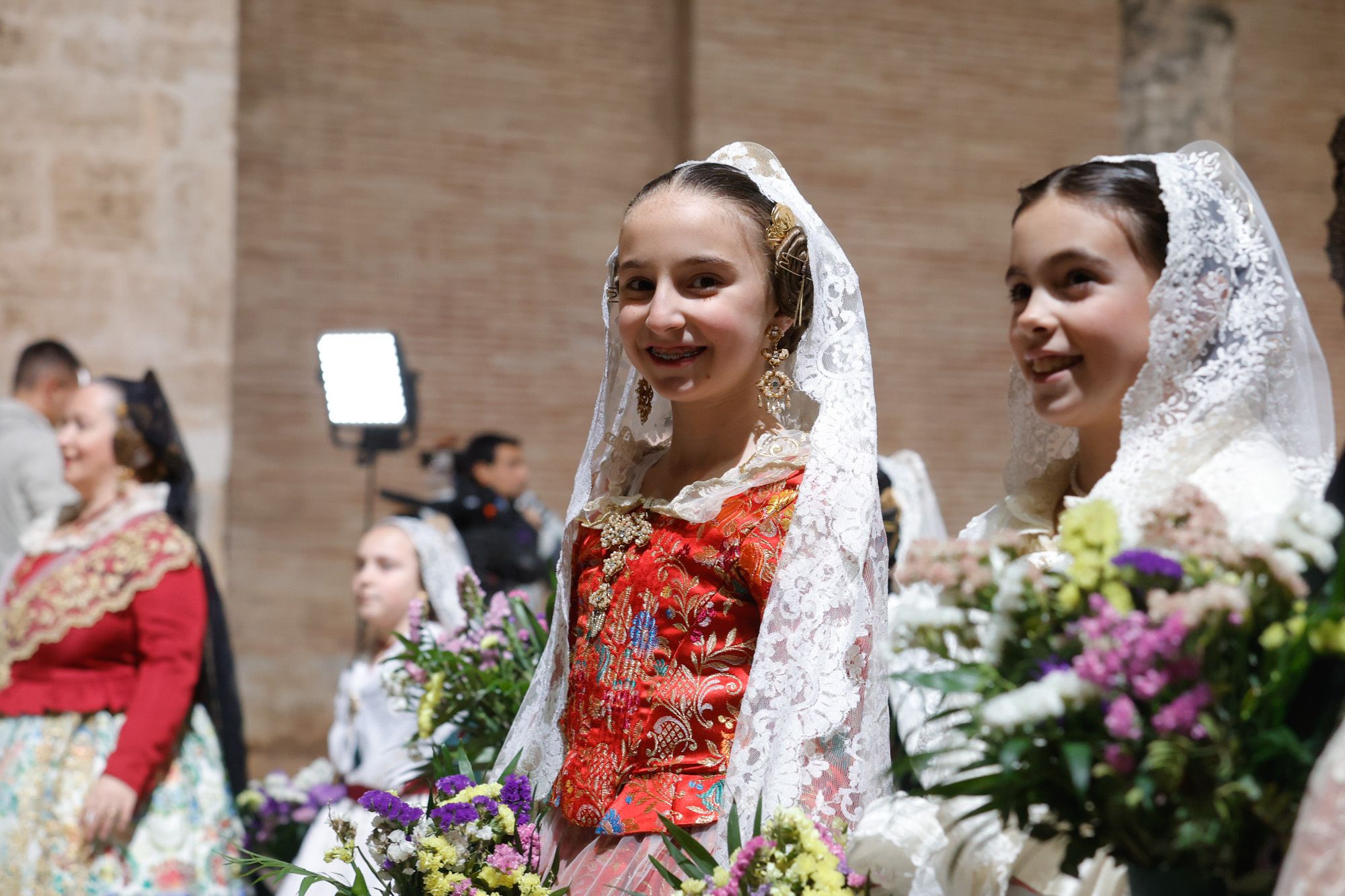Todas las fotos de la Ofrenda del 17 de marzo por la calle San Vicente de 20:00 a 21:00 horas