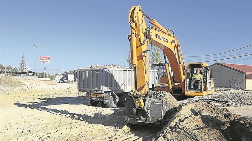 El Ayuntamiento trata de mejorar la evacuación de agua en la N-331