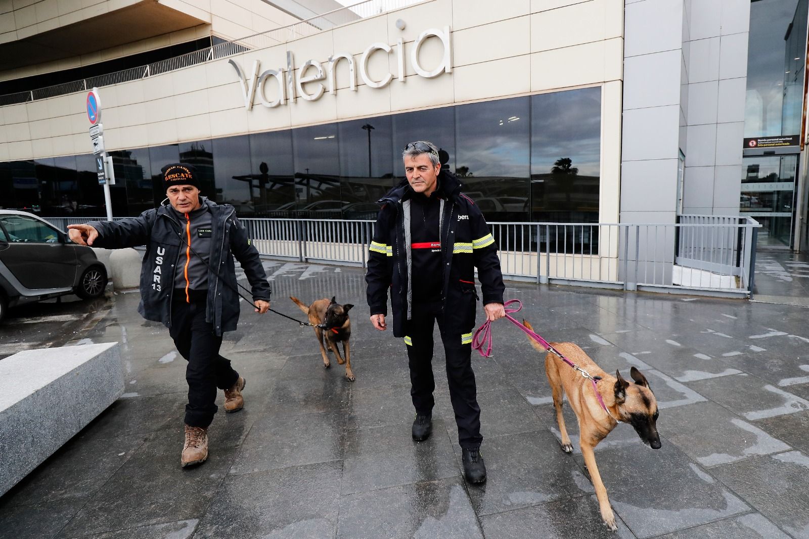 Los bomberos de Alacant partiendo hacia el terremoto de Turquía