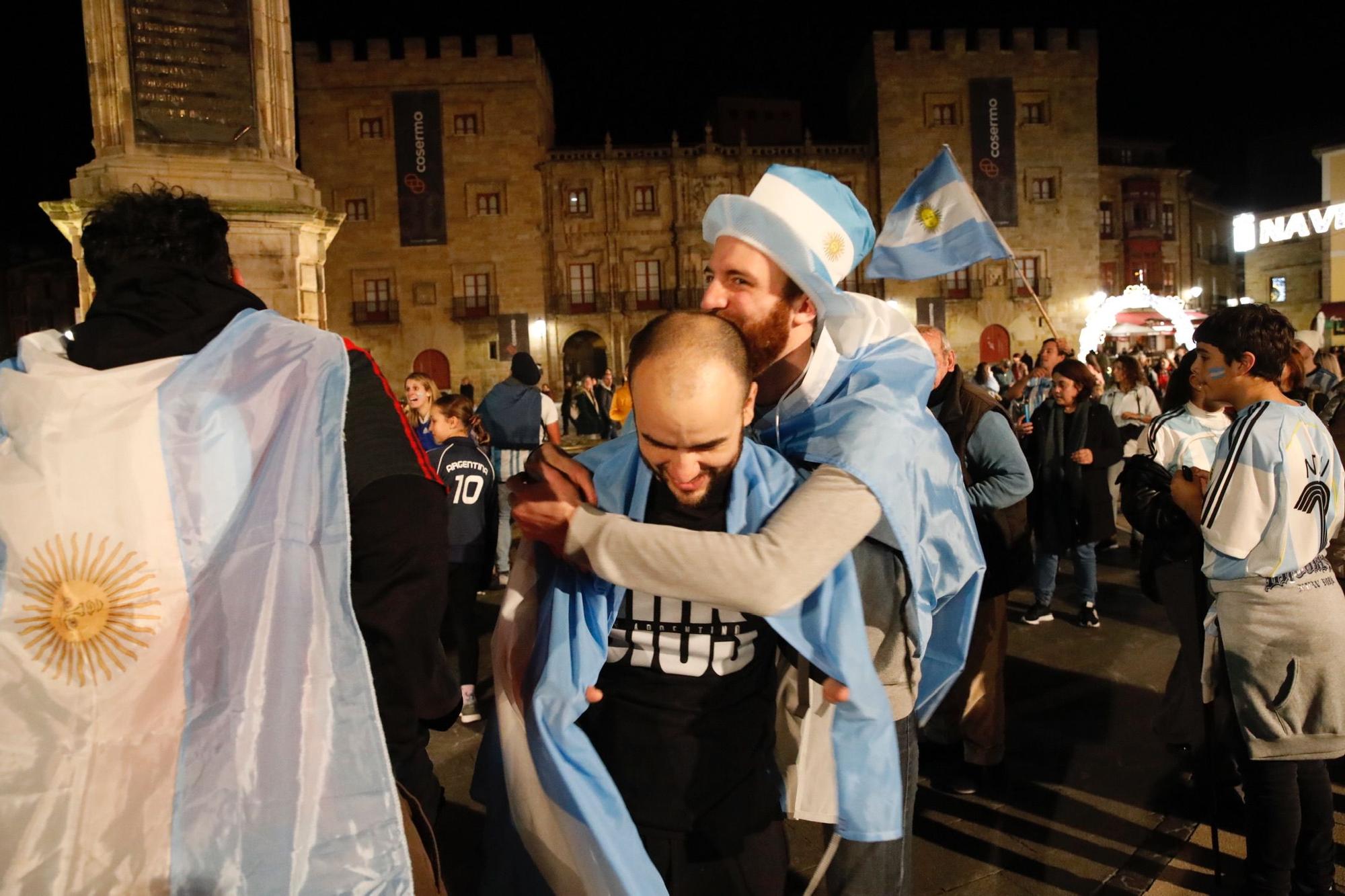 En imágenes: Gijón celebra el Mundial de Argentina como propio