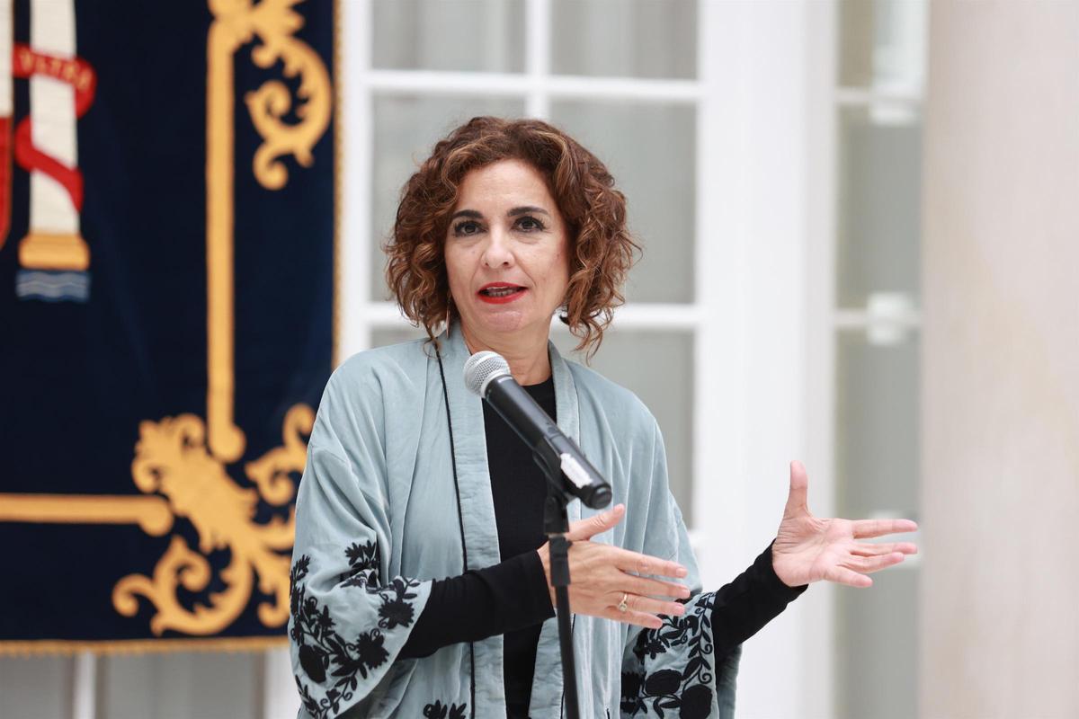 La vicepresidenta cuarta del Gobierno y ministra de Hacienda y Función Pública, María Jesús Montero, este viernes en Sevilla.