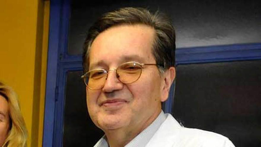 El dermatólogo José Ramón Curto.