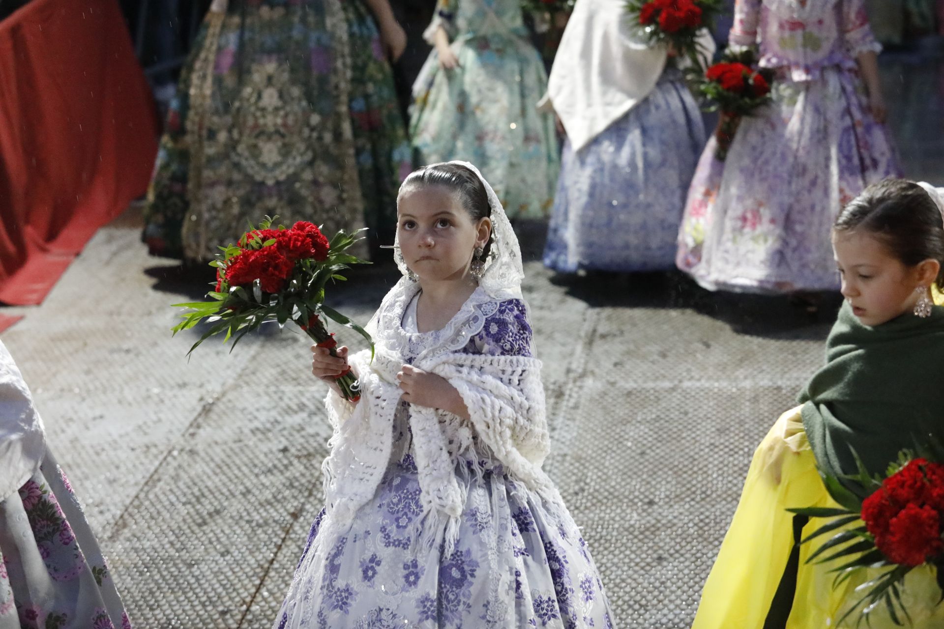 Búscate en el primer día de ofrenda por la calle de la Quart (entre las 19:00 a las 20:00 horas)