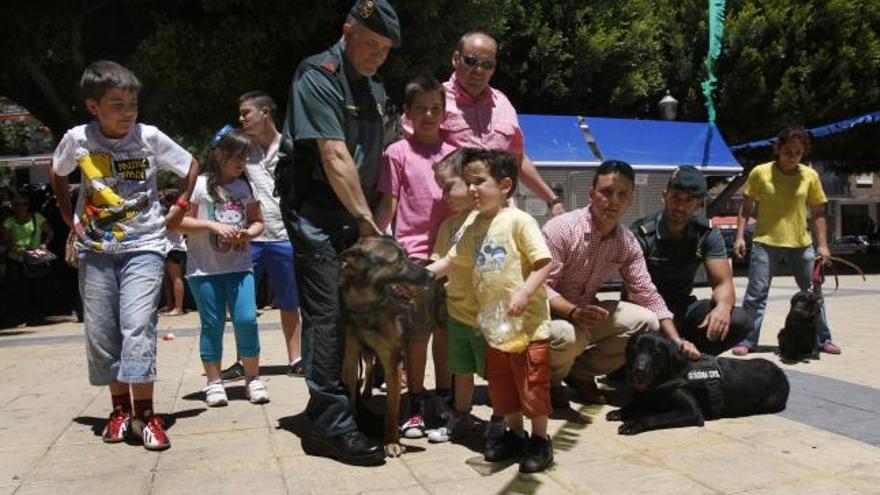 La unidad canina de la Guardia Civil, en La Paz