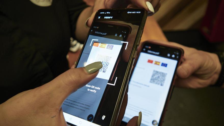 Esta es la nueva app de la Generalitat para leer el pasaporte covid