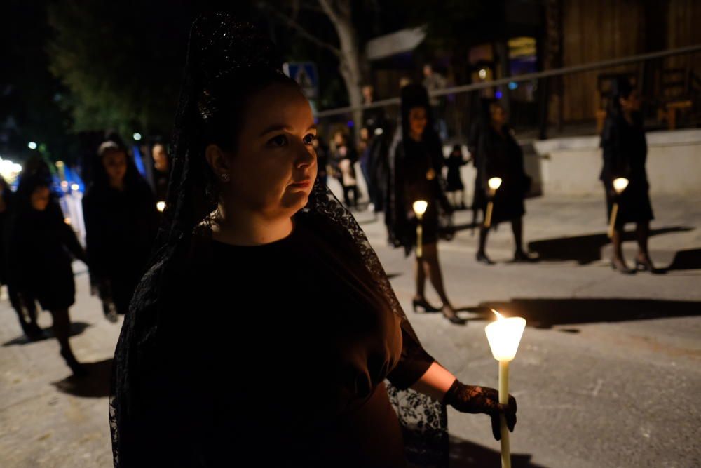 La plaza Castelar volvió a acoger el emotivo Encuentro de la Santa Mujer Verónica y Nuestro Padre Jesús Nazareno