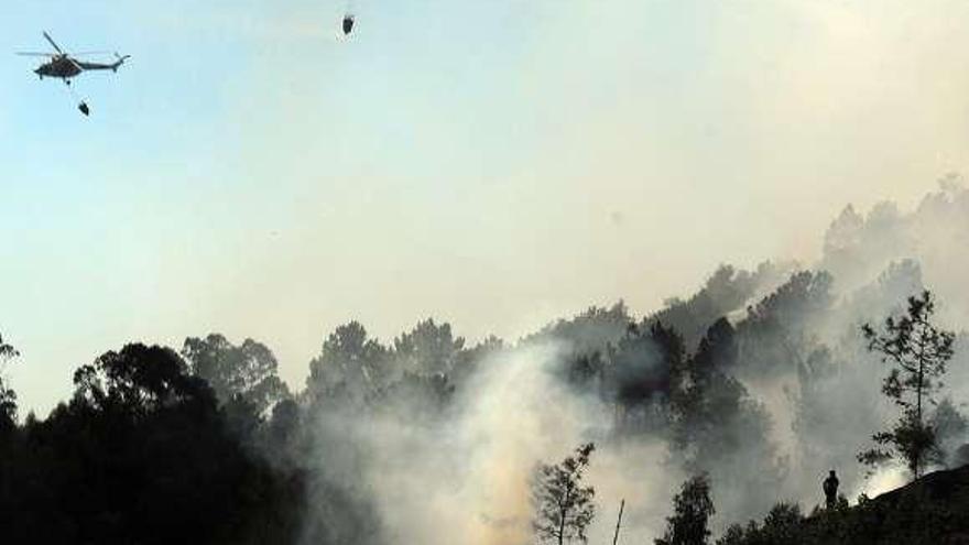 Incendio en Balcón do Rei, en septiembre de 2007. // Gonzalo Núñez